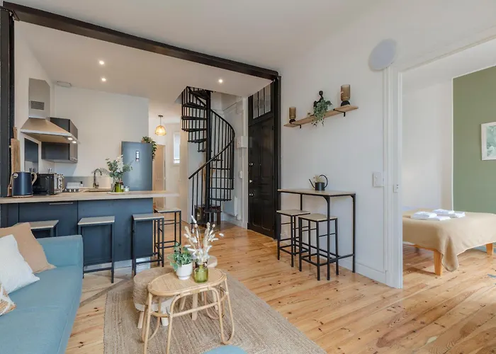 Duplex Des Halles 3 Appartement *